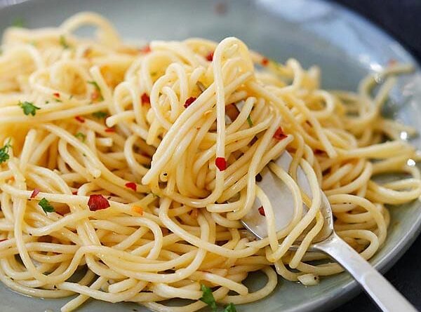 Resep Spaghetti Tuna Bon Cabe Nikmat
